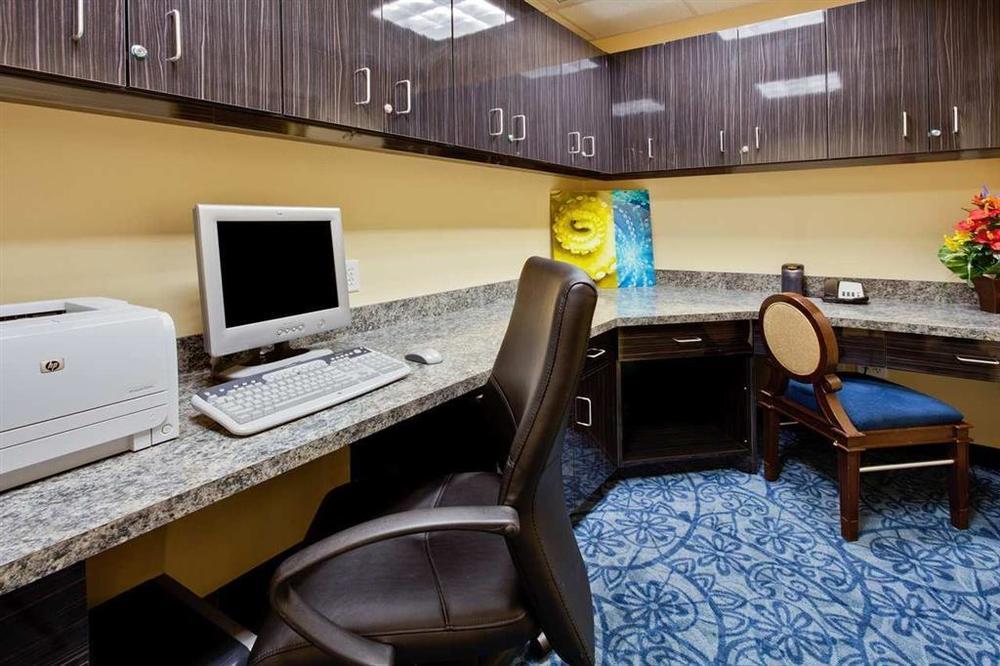 Hampton Inn & Suites Orlando-Apopka Forest City Afaceri foto